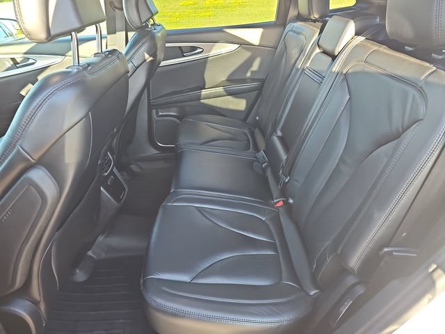 Used 2016 Lincoln MKX Select FWD image 22