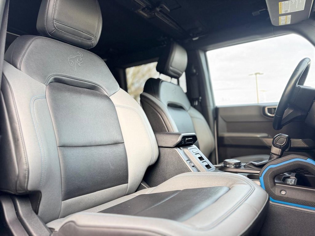 Used 2022 Ford Bronco Black Diamond image 24