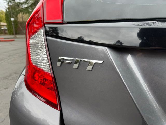 Used 2018 Honda Fit Sport image 28