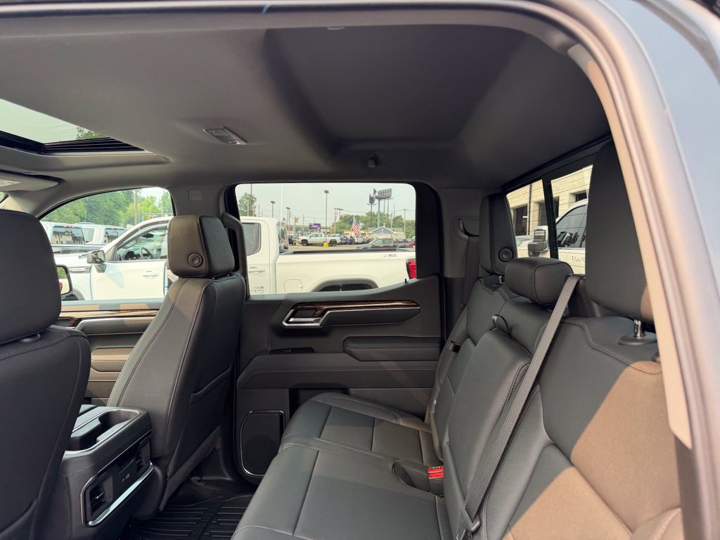 New 2026 GMC Sierra 1500 Elevation w/ Elevation Premium Package AWD/4WD image 11