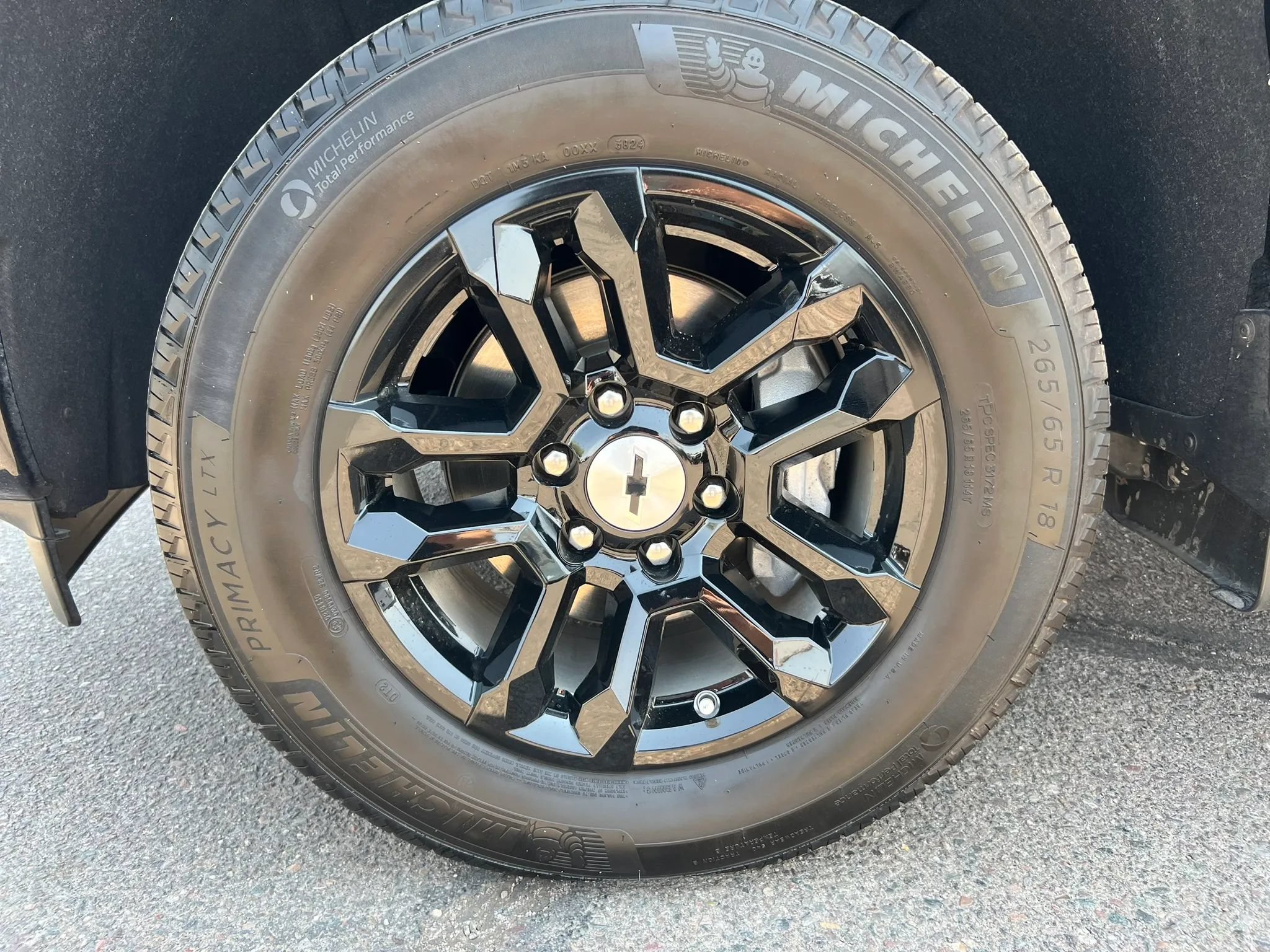Used 2025 Chevrolet Silverado 1500 RST AWD/4WD image 22