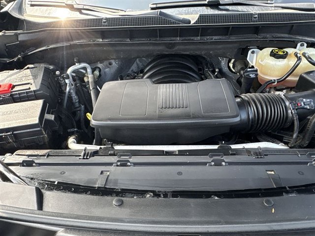 Used 2022 Chevrolet Tahoe LT w/ Luxury Package image 27