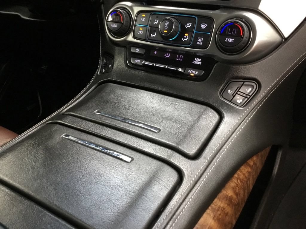Used 2019 Chevrolet Tahoe Premier w/ Premier Plus Edition AWD/4WD image 28