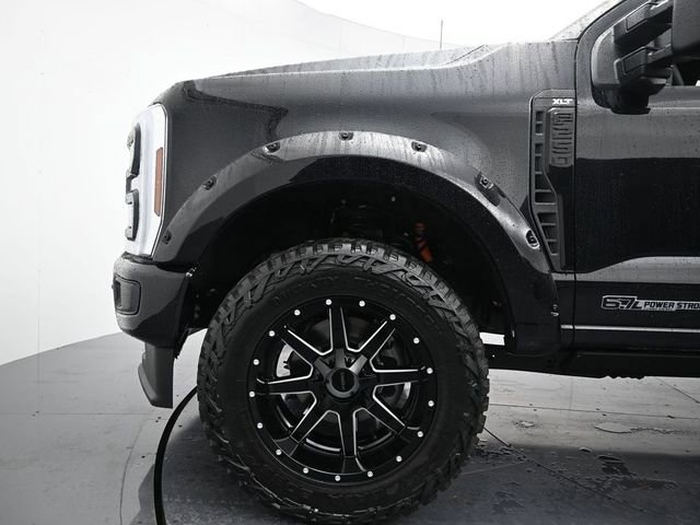 New 2025 Ford F250 XLT w/ Black Appearance Package image 10