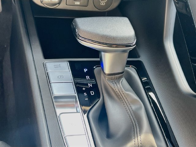 New 2026 Hyundai Elantra Hybrid FWD image 16