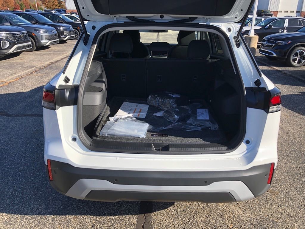 New 2026 Volkswagen Tiguan S AWD/4WD image 32