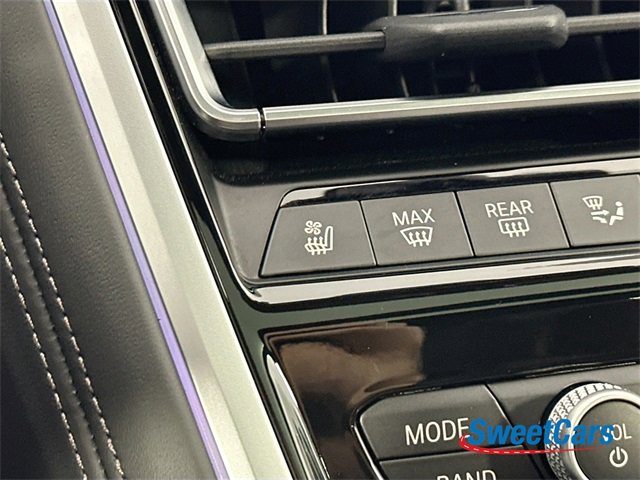 Used 2025 BMW 840i xDrive image 33