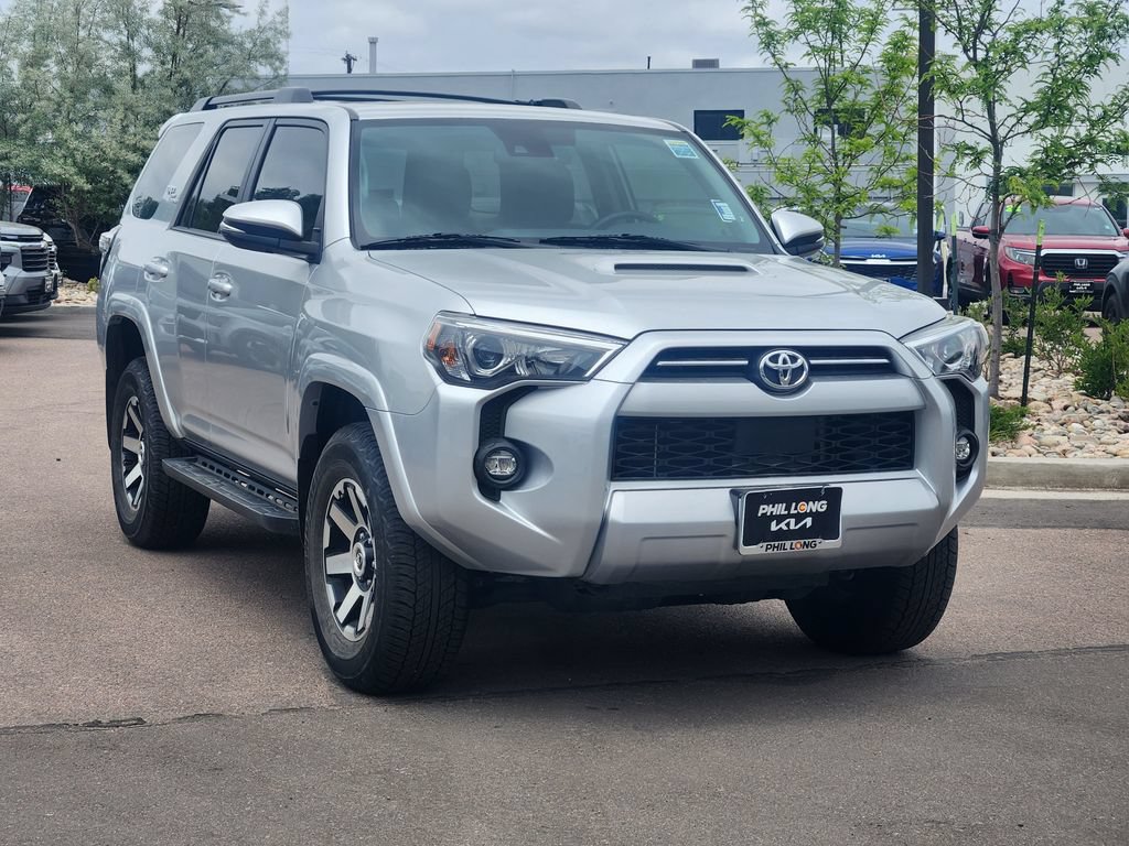 Used 2023 Toyota 4Runner TRD Off-Road Premium w/ Moonroof Package AWD/4WD image 3