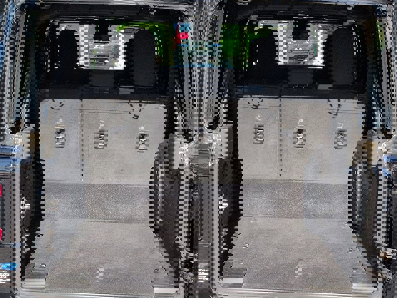 Used 2022 Jeep Wrangler Unlimited Rubicon 4xe w/ Cold Weather Group image 12