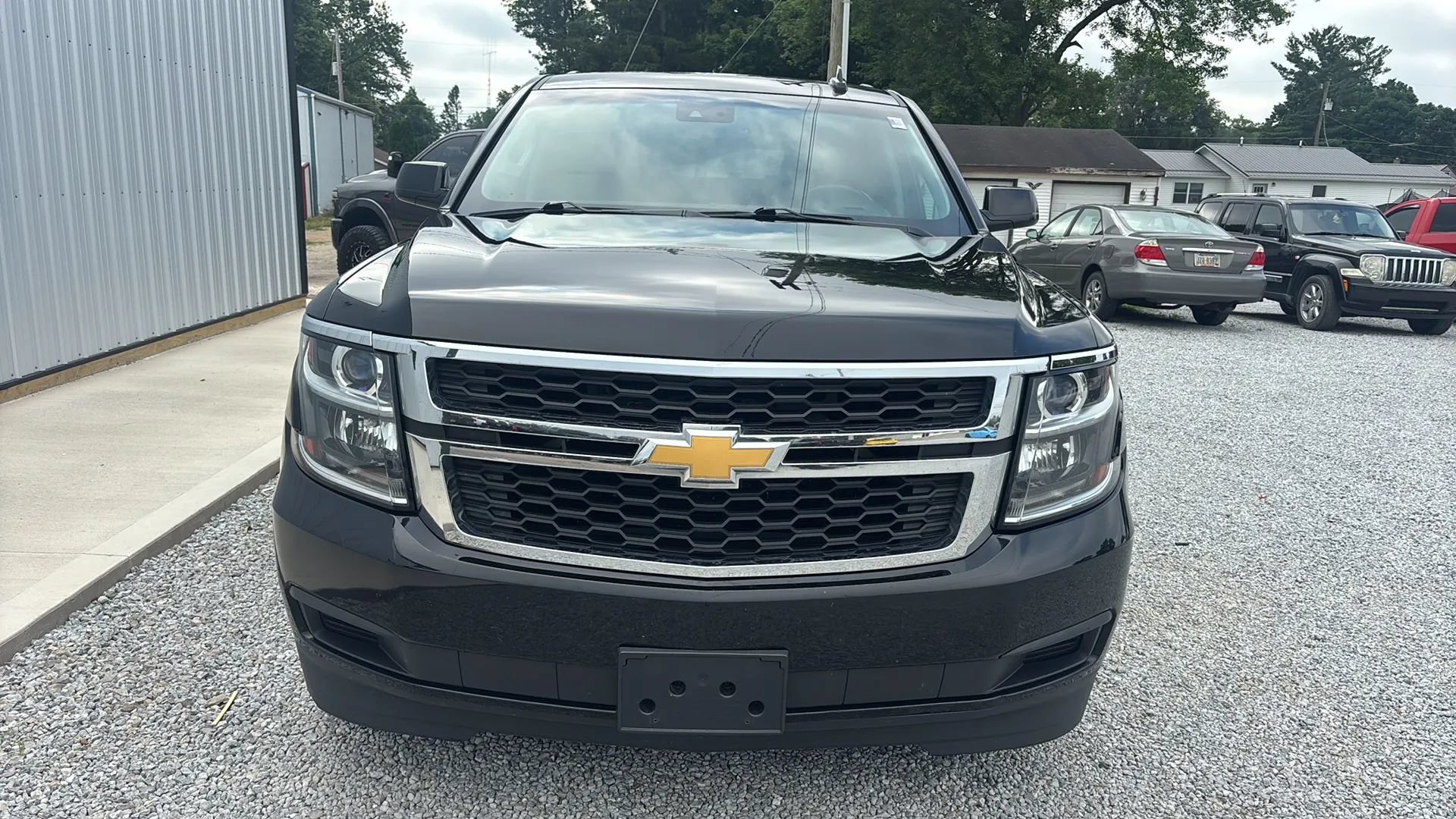 Used 2015 Chevrolet Suburban LT AWD/4WD image 10