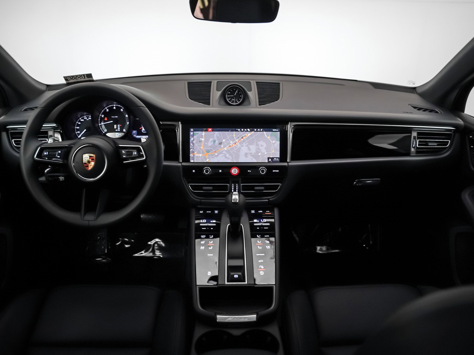 New 2026 Porsche Macan image 15