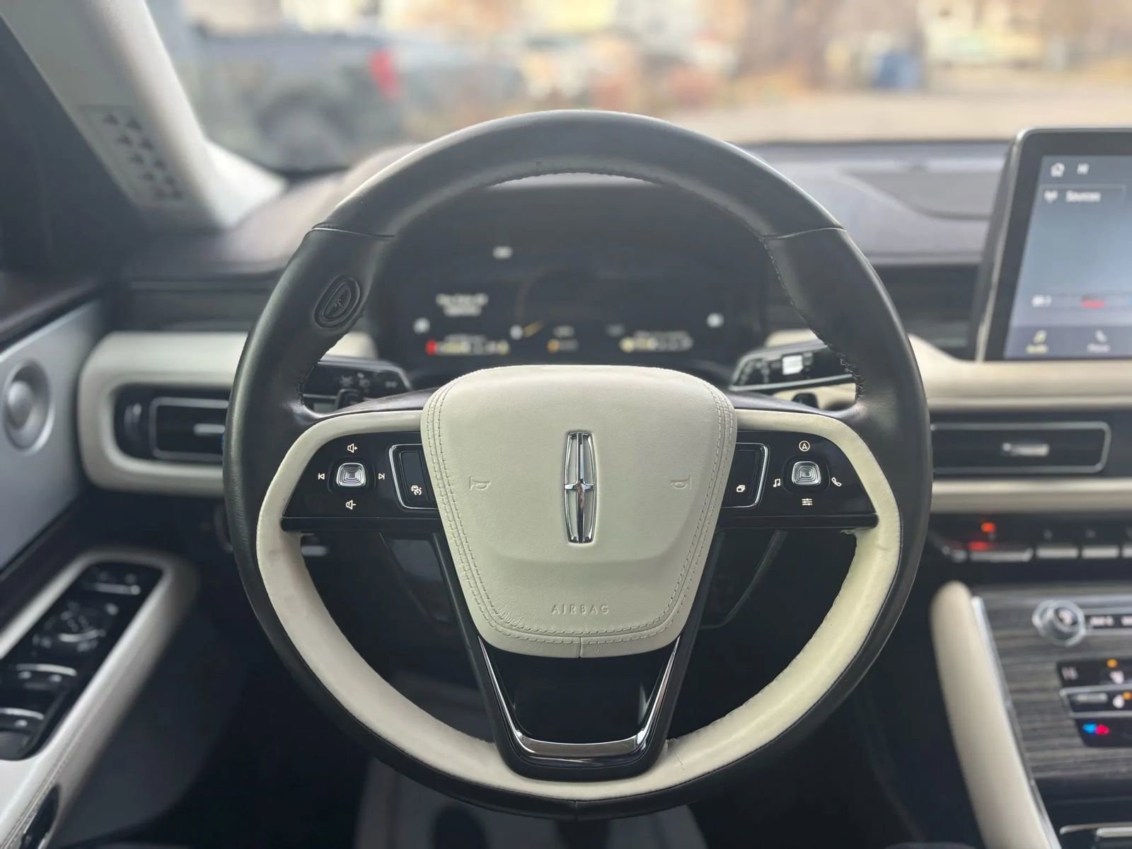 Used 2020 Lincoln Aviator Black Label image 10