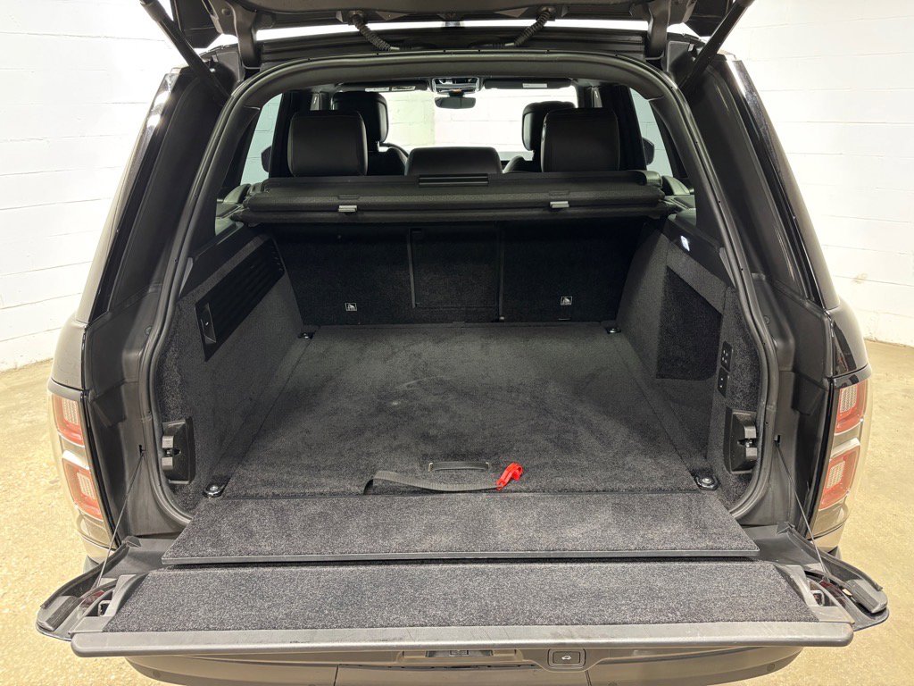 Used 2022 Land Rover Range Rover Westminster Edition image 43