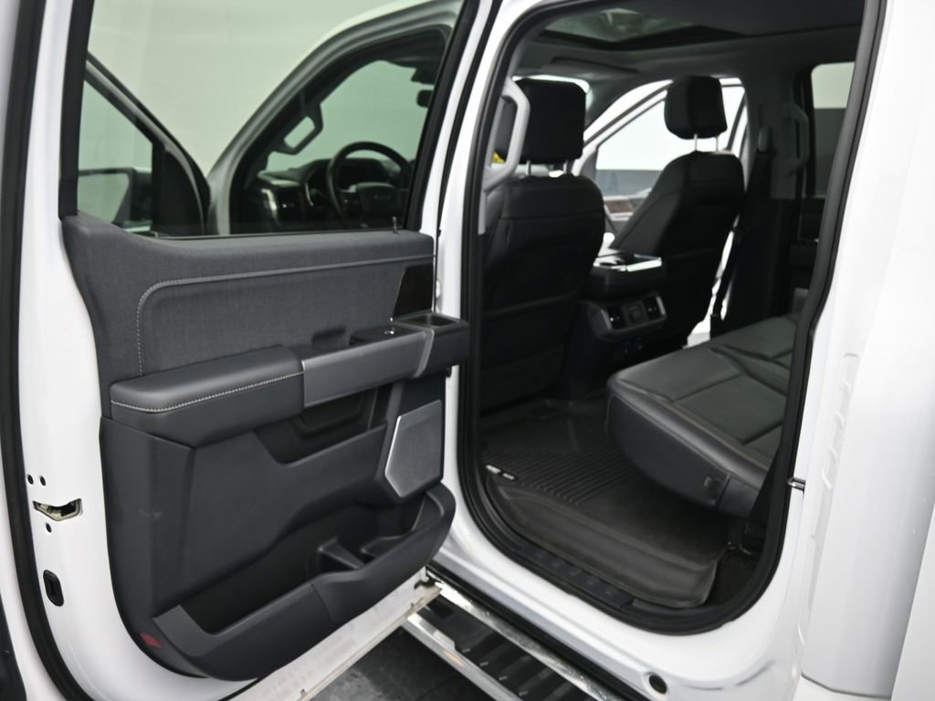 Used 2022 Ford F150 Lariat w/ Equipment Group 502A High image 29