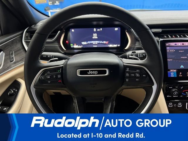 Used 2024 Jeep Grand Cherokee Limited w/ Black Appearance Package image 14