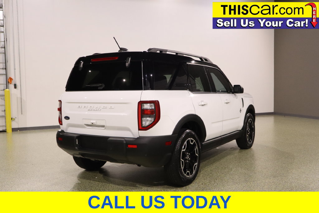 Used 2025 Ford Bronco Sport Outer Banks AWD/4WD image 9