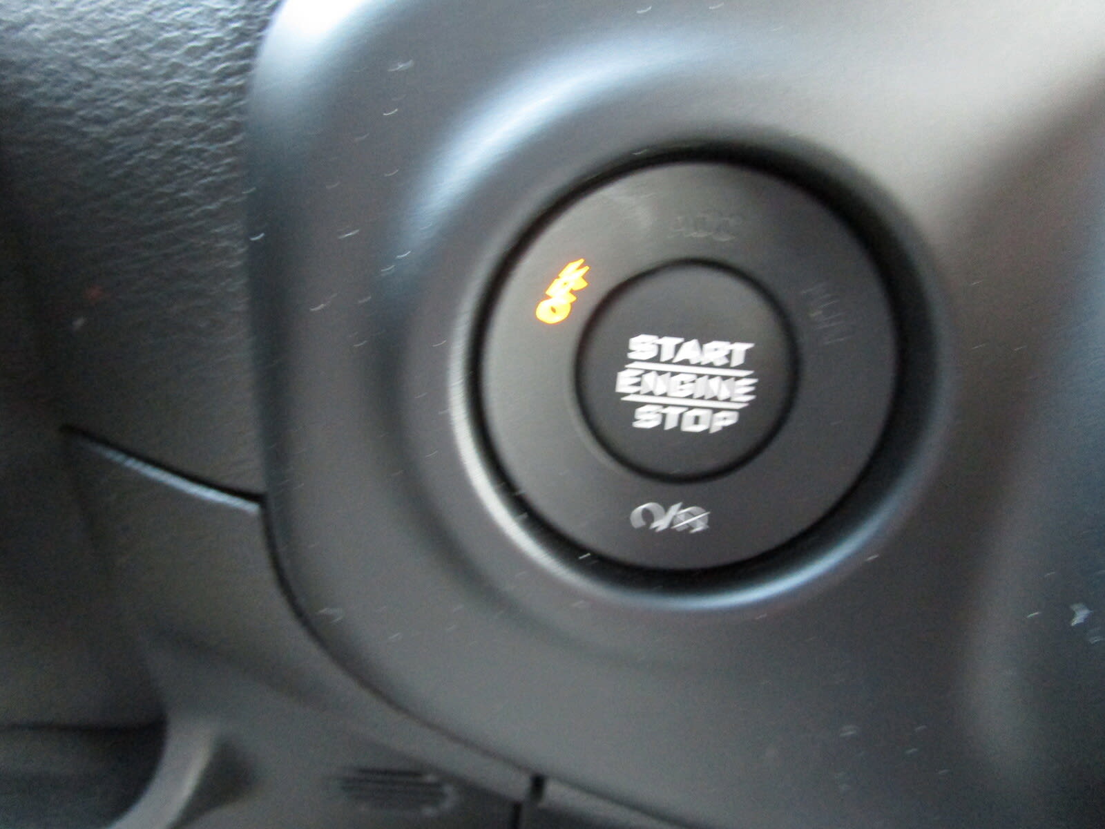 Used 2021 Jeep Wrangler Unlimited Sahara w/ Cold Weather Group image 28