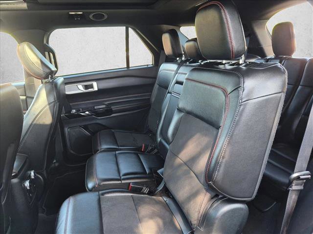 Used 2022 Ford Explorer ST-Line w/ Class IV Trailer Tow Package AWD/4WD image 18