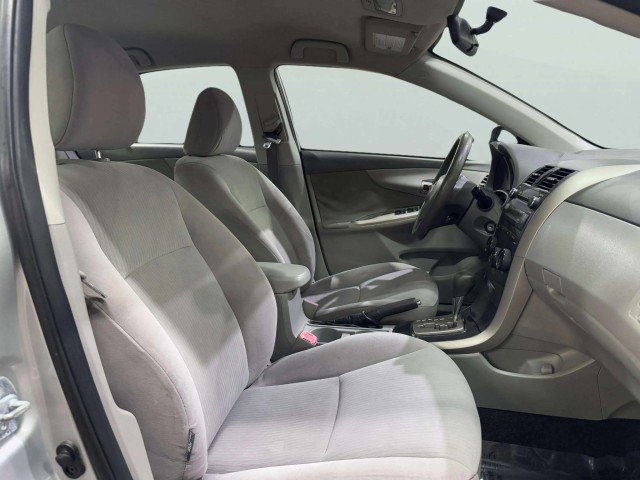 Used 2010 Toyota Corolla LE image 40