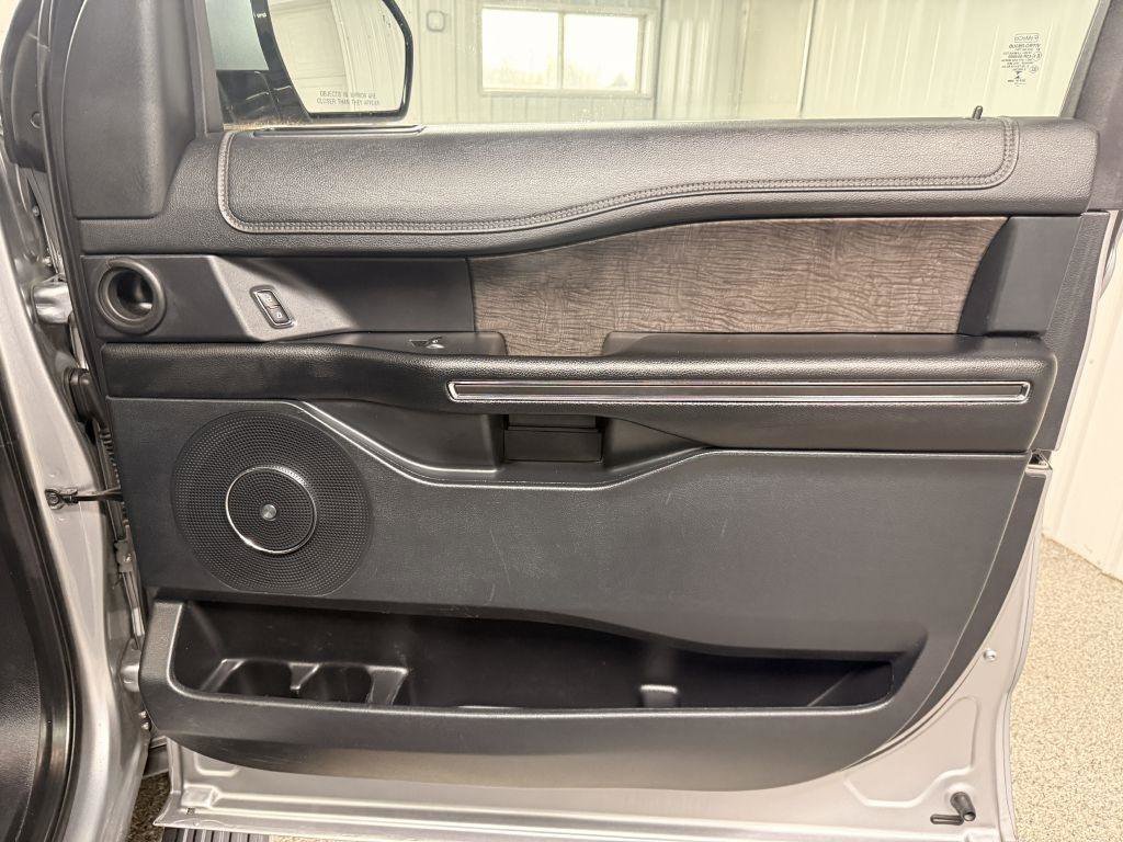 Used 2021 Ford Expedition Max Limited AWD/4WD image 46
