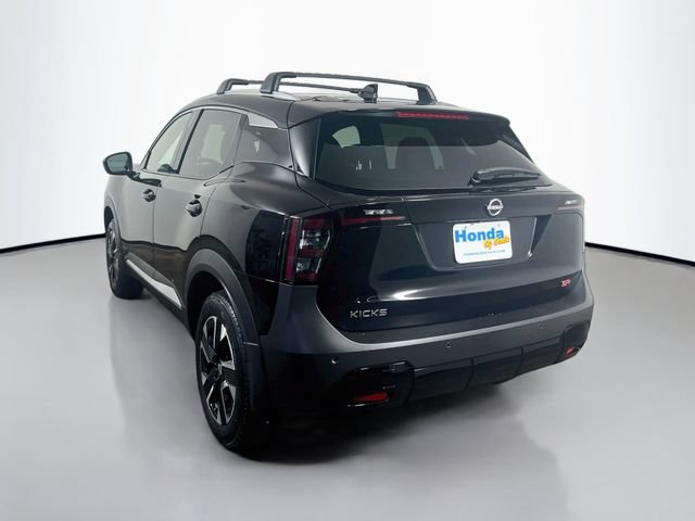 Used 2026 Nissan Kicks SR w/ Cold Weather Package FWD image 7