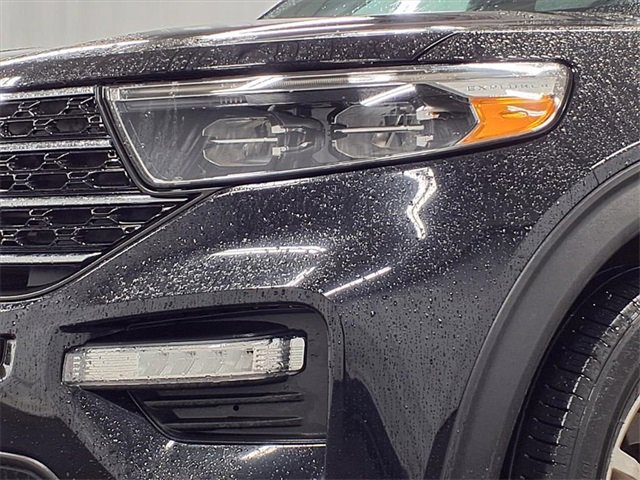 Certified 2020 Ford Explorer XLT w/ Equipment Group 202A image 28