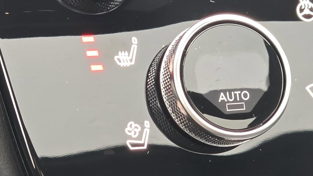 New 2026 INFINITI QX60 Sport image 8