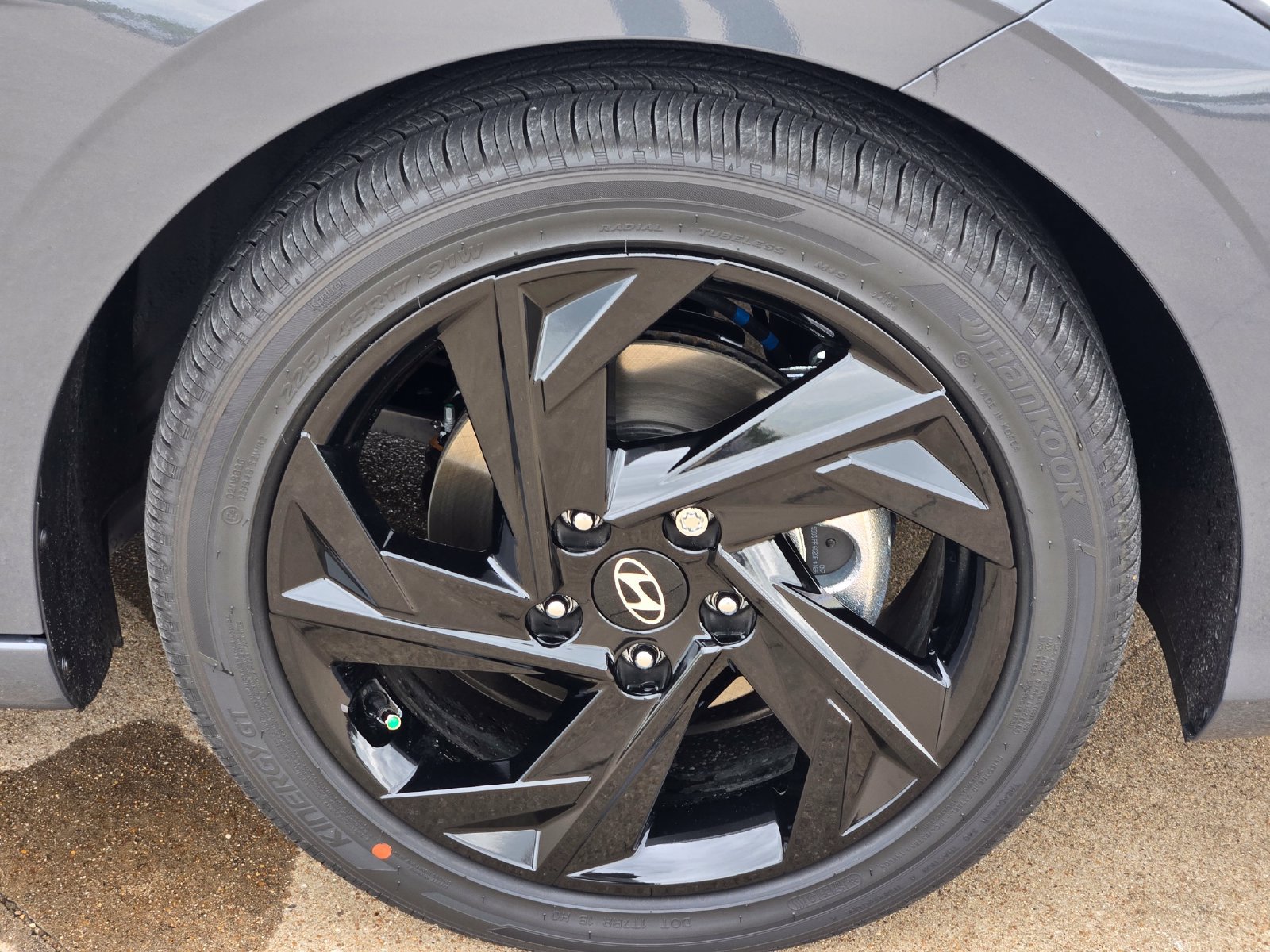 New 2026 Hyundai Elantra SEL Sport Premium FWD image 7