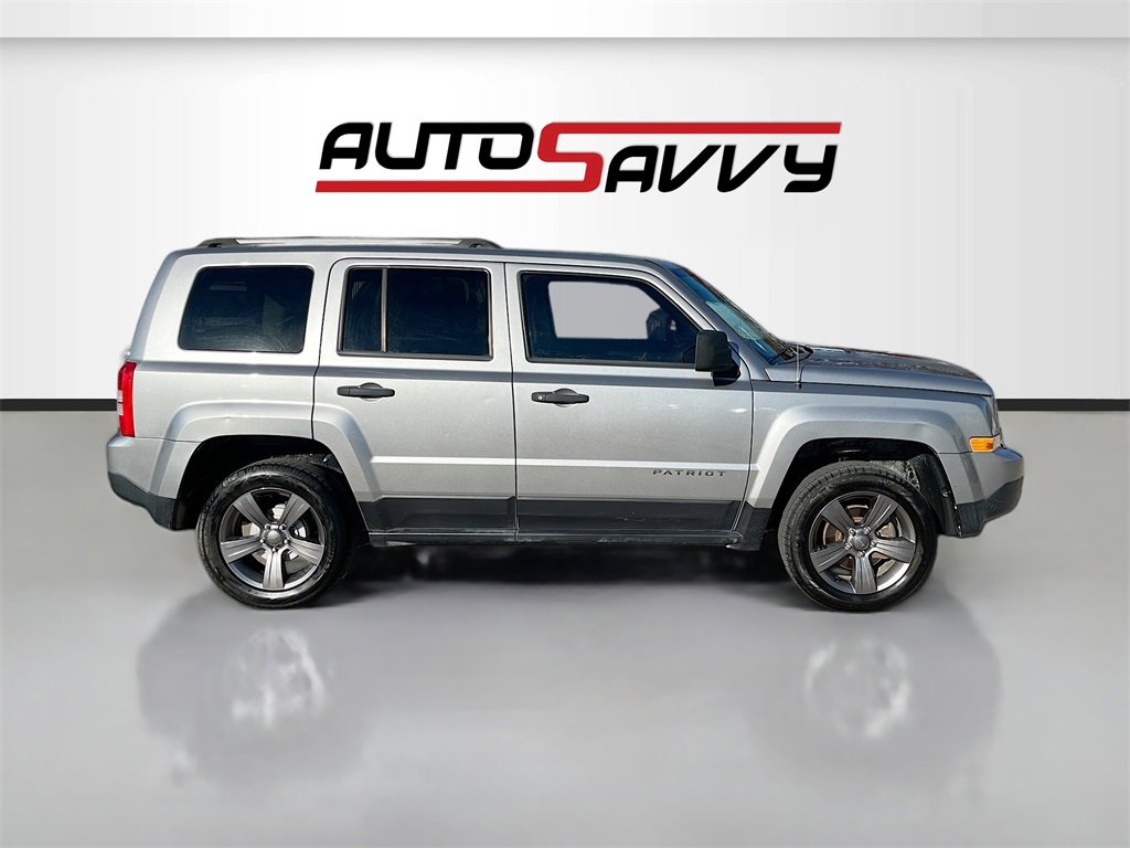 Used 2016 Jeep Patriot Sport image 8