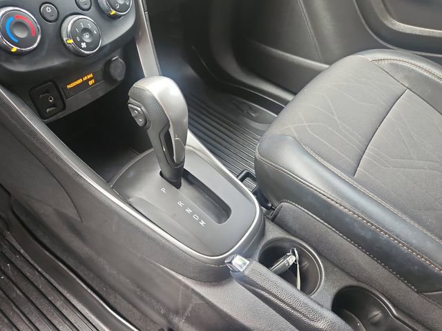 Used 2018 Chevrolet Trax LT w/ LT Convenience Package FWD image 24