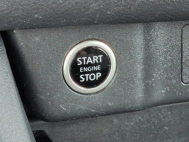 Used 2021 Nissan Rogue S AWD/4WD image 27