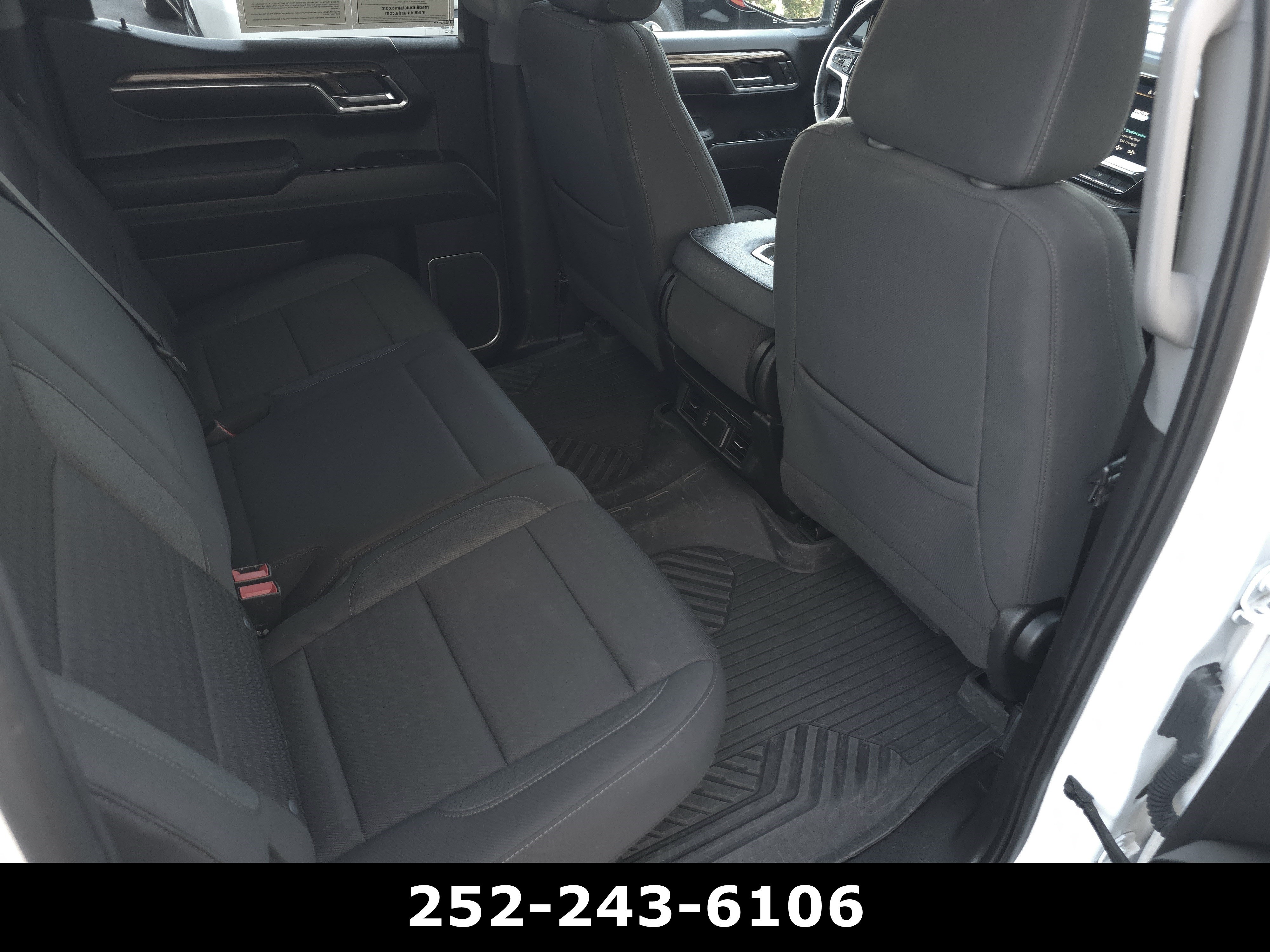 Used 2023 Chevrolet Silverado 1500 LT AWD/4WD image 37