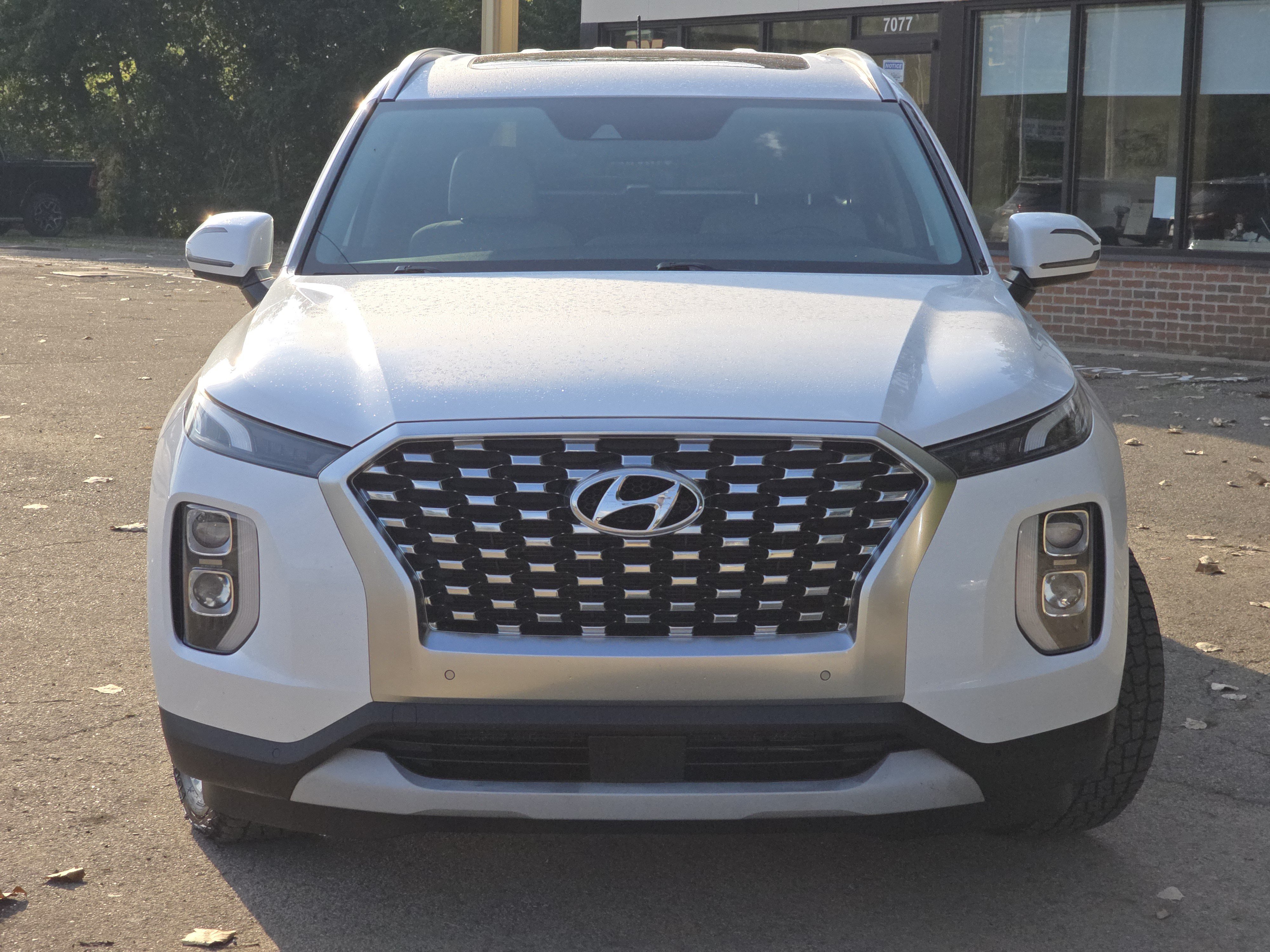 Used 2020 Hyundai Palisade SEL w/ Convenience Package AWD/4WD image 2
