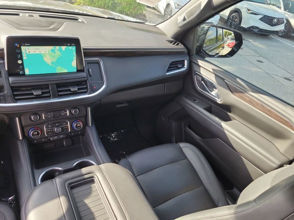 Used 2022 Chevrolet Tahoe Z71 w/ Luxury Package image 23