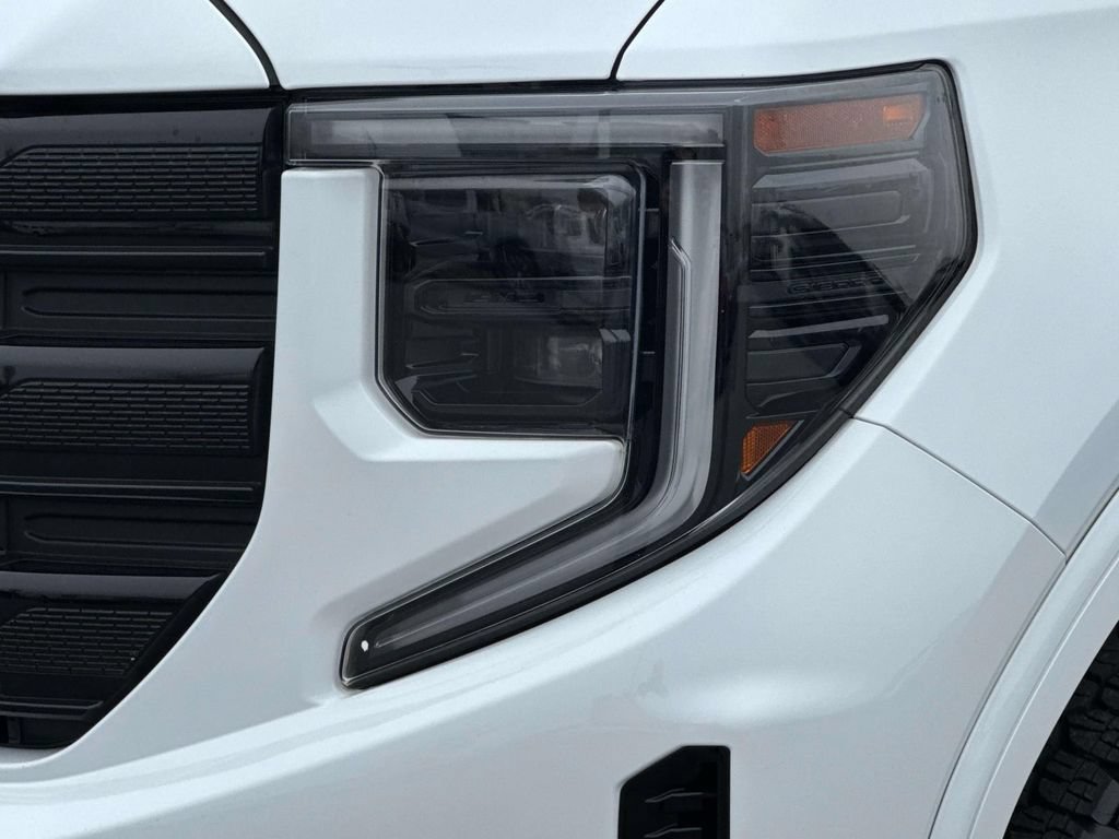 Used 2024 GMC Sierra 1500 Elevation w/ LPO, Elevation Black Package AWD/4WD image 29