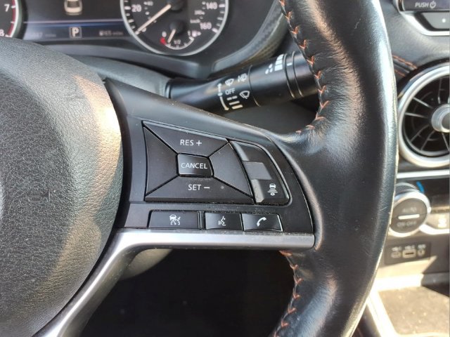 Used 2021 Nissan Sentra SR w/ SR Premium Package FWD image 25