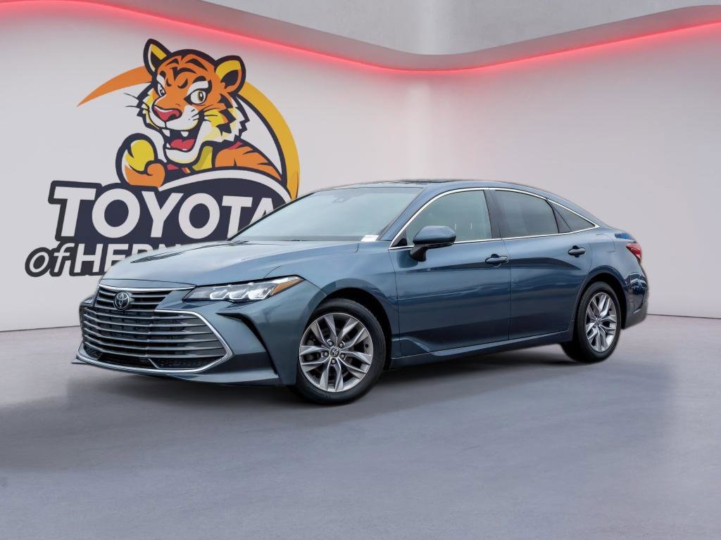 Used 2021 Toyota Avalon XLE image 1