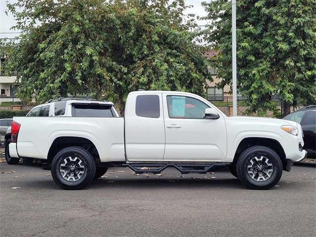 Certified 2023 Toyota Tacoma SR image 5