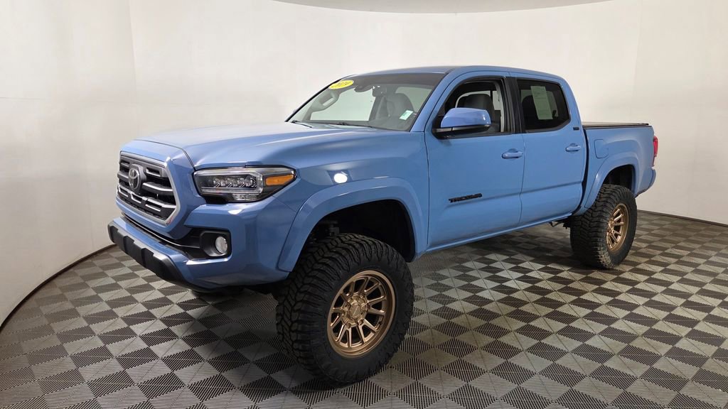 Used 2019 Toyota Tacoma SR5 AWD/4WD image 8