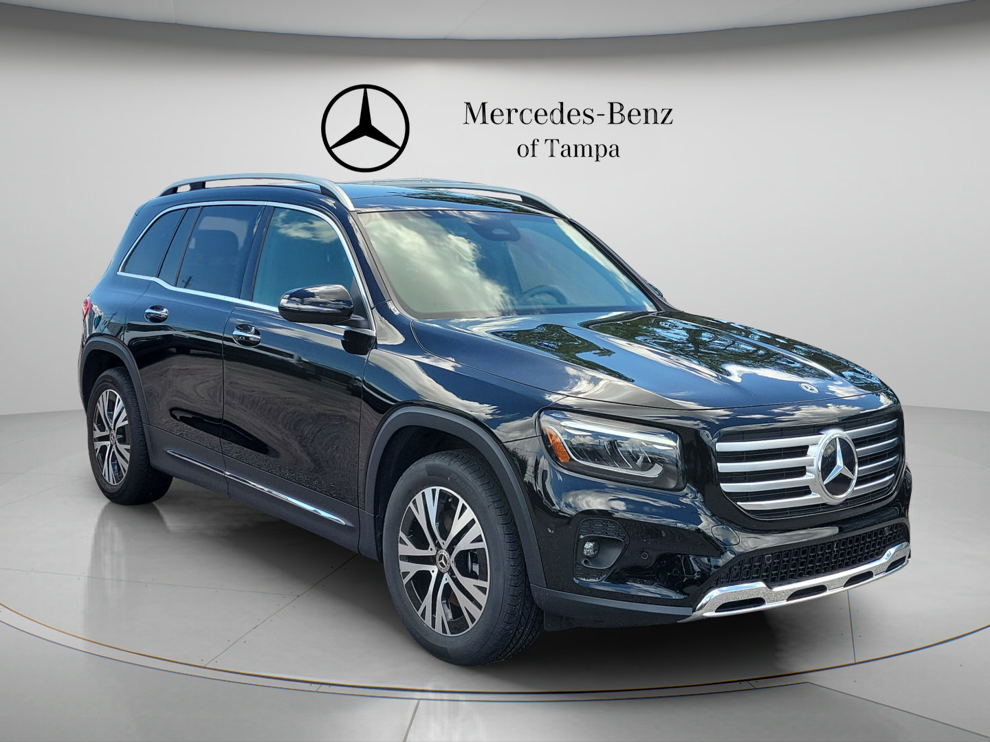 Used 2024 Mercedes-Benz GLB 250 image 4