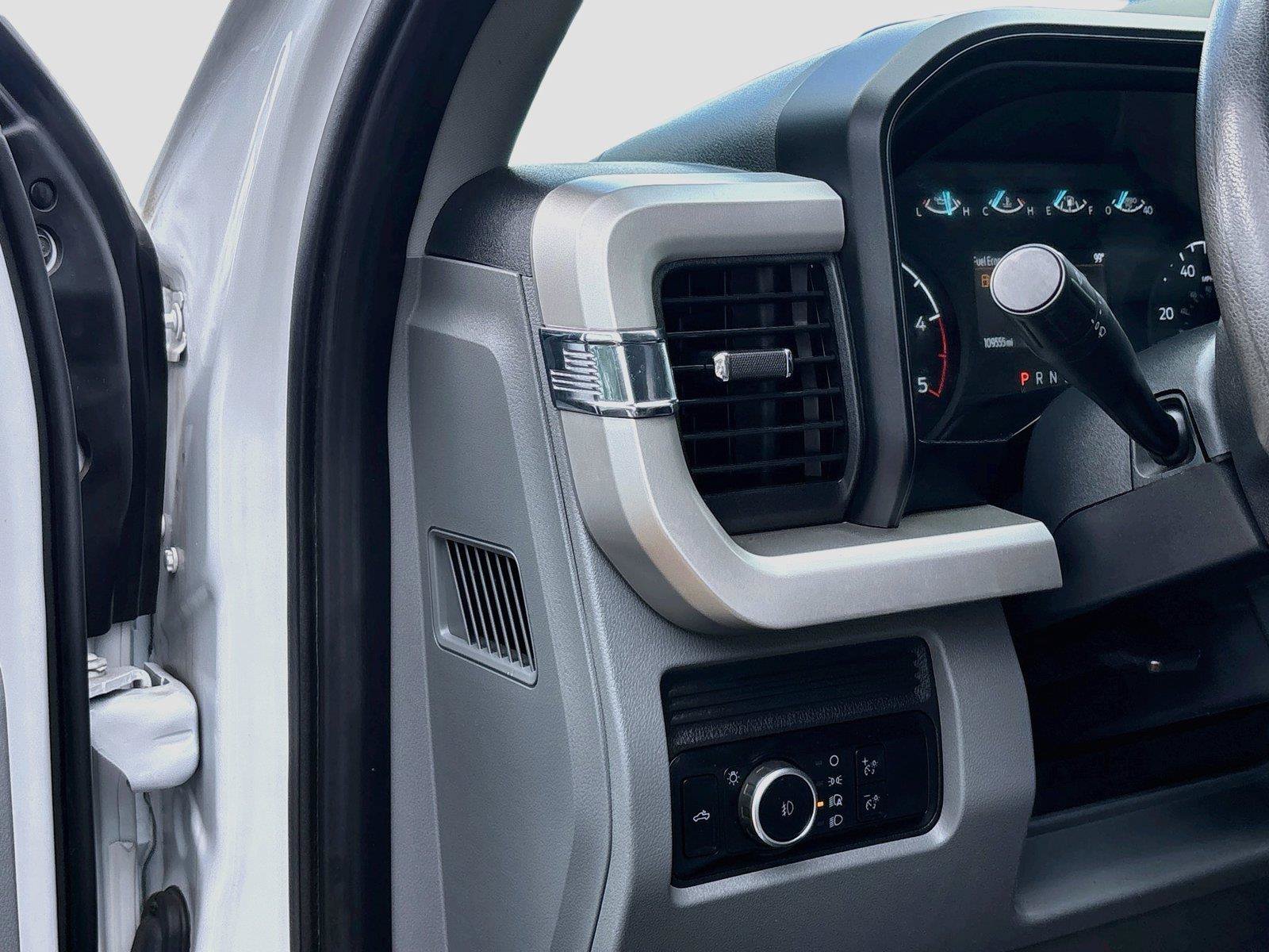 Used 2023 Ford F250 XL w/ FX4 Off-Road Package AWD/4WD image 29