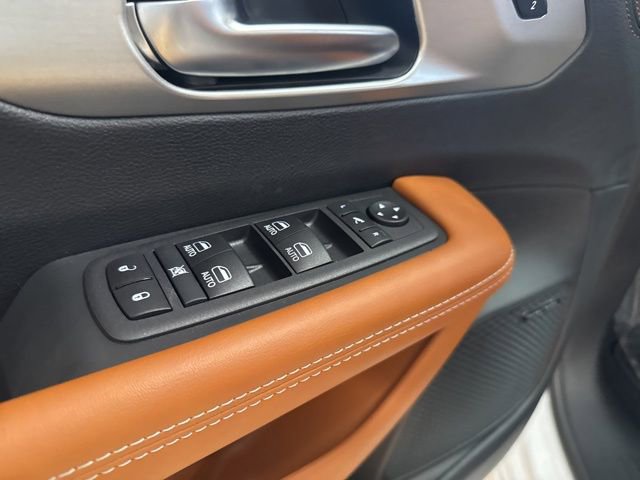 New 2026 Chrysler Pacifica Pinnacle image 9