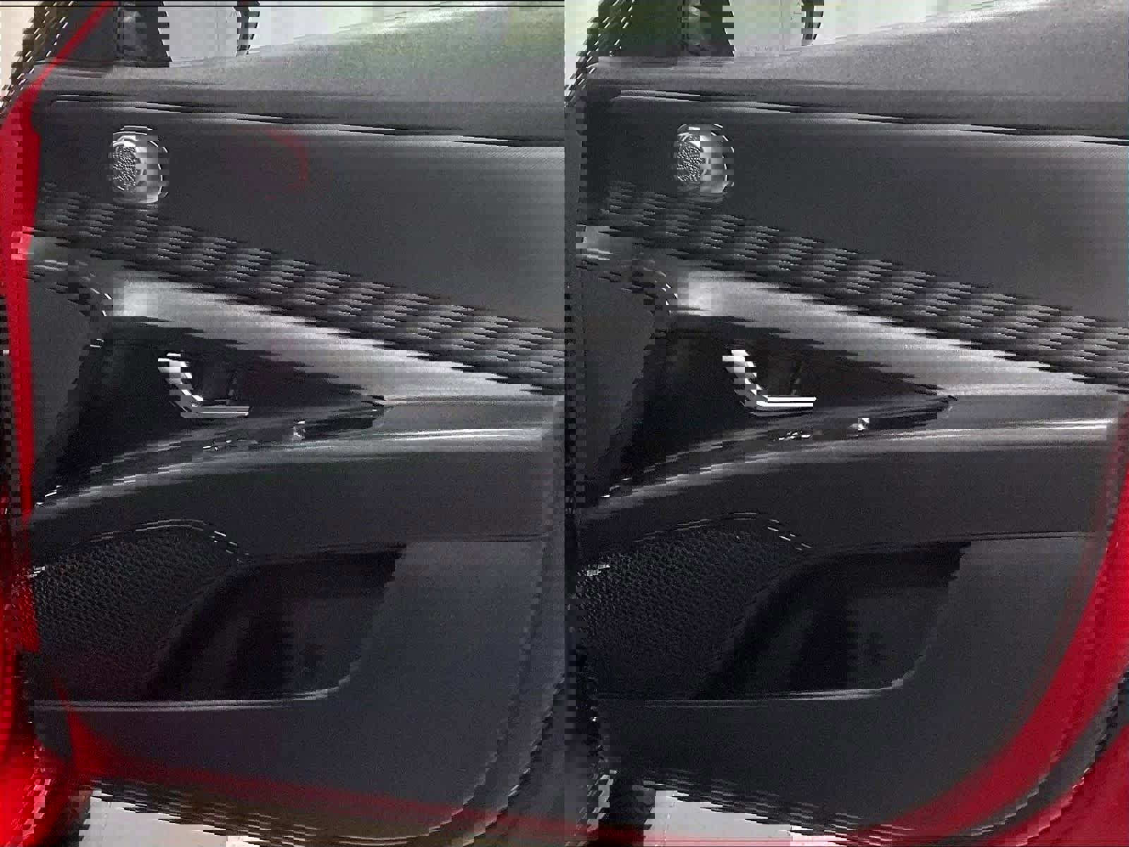 Used 2022 Hyundai Elantra Limited image 12