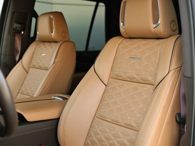 Used 2023 Cadillac Escalade Sport AWD/4WD image 26