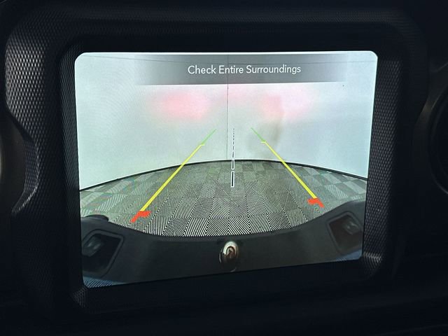 Used 2021 Jeep Gladiator Willys image 15