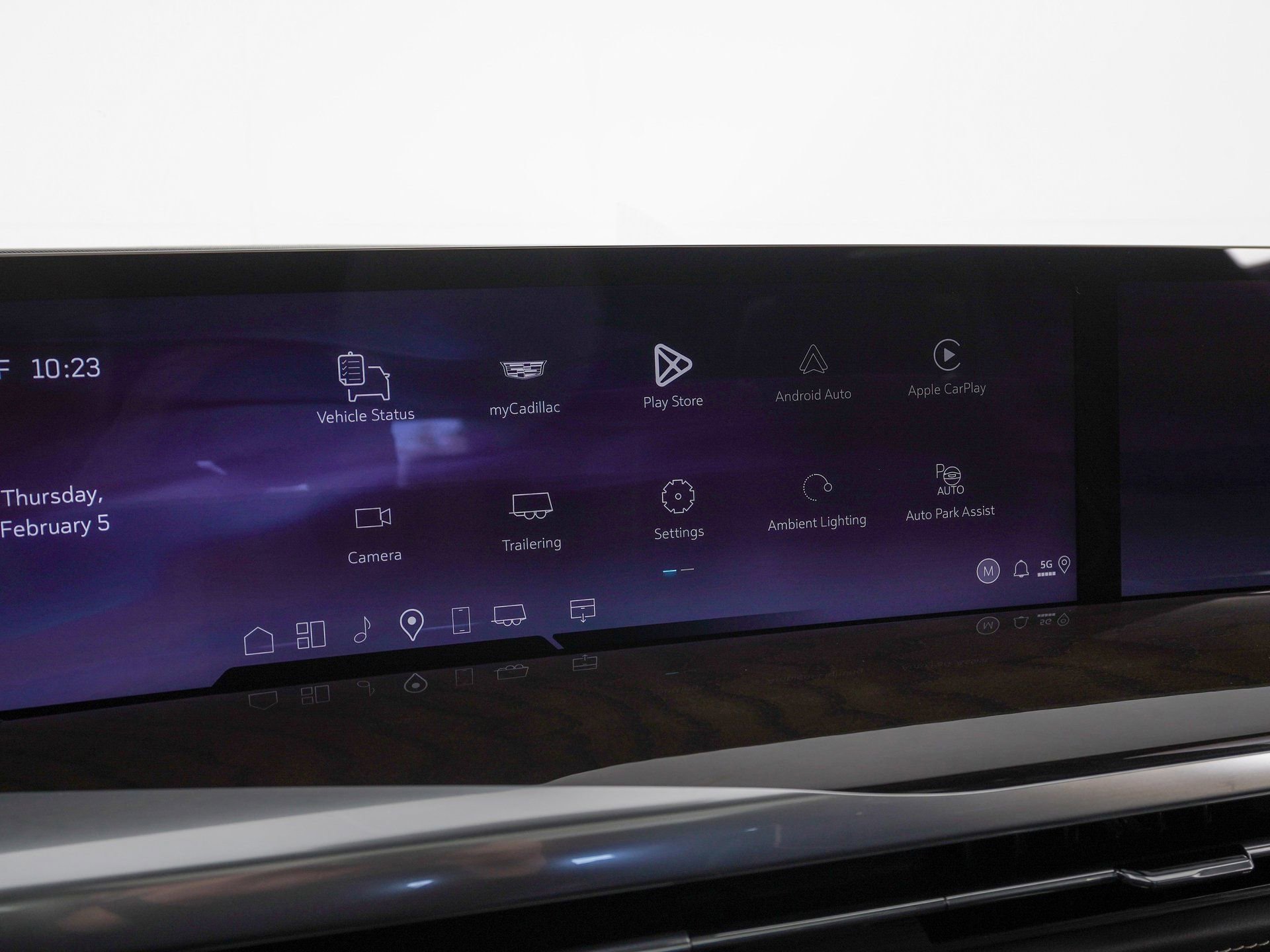 Used 2026 Cadillac Escalade Platinum Sport w/ LPO, Floor Liner Package image 27