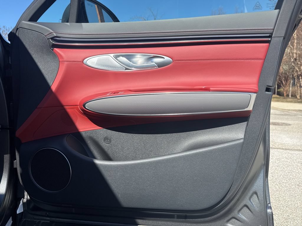 New 2026 Genesis GV70 3.5T Sport Advanced AWD/4WD image 33