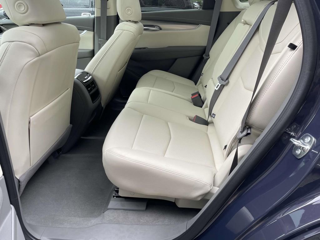 New 2025 Cadillac XT5 Premium Luxury w/ Technology Package image 12