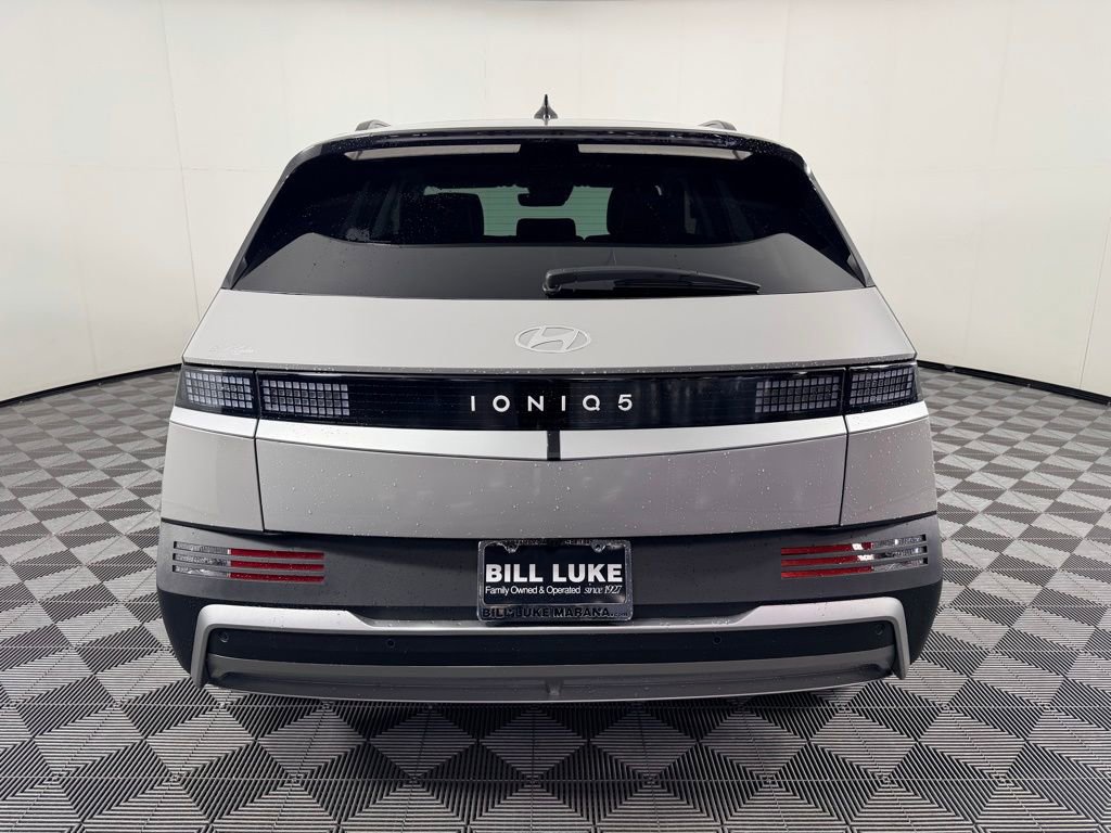 Used 2025 Hyundai Ioniq 5 SEL image 13