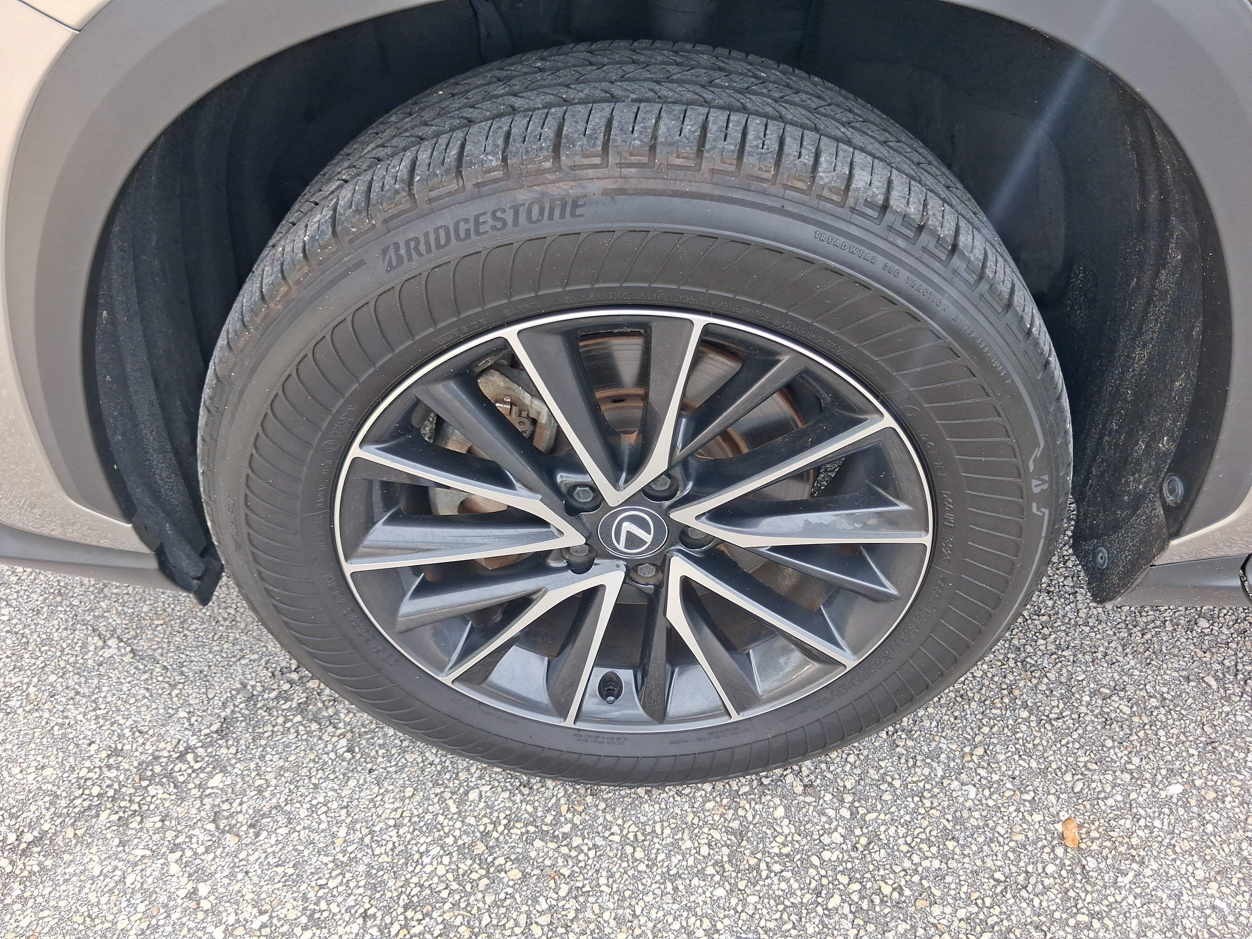 Used 2024 Lexus NX 250 FWD w/ Cold Area Package image 19